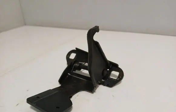 Land Rover Range Rover L322 Engine bonnet/hood lock/latch loop/hook 