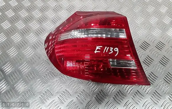Rear/tail lights