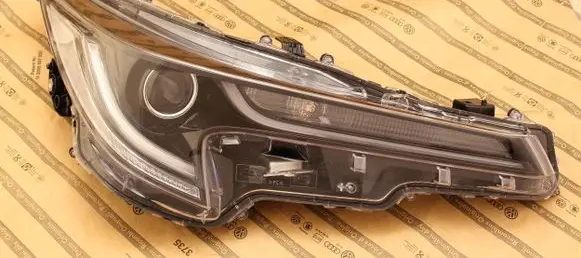 Toyota Corolla E210 E21 Headlight/headlamp 8113002S70