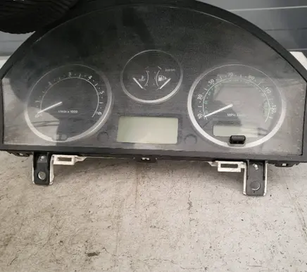 Land Rover Range Rover Sport L320 Speedometer (instrument cluster) Yac500444