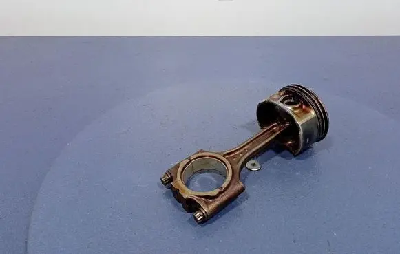 Ford Mondeo MK IV Piston 83L53