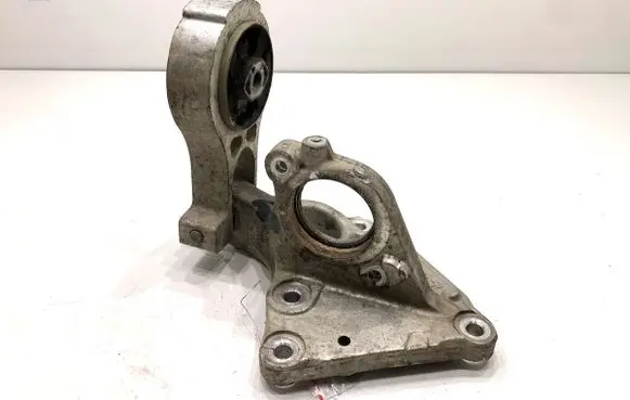 Peugeot 508 Engine mounting bracket 9675289880