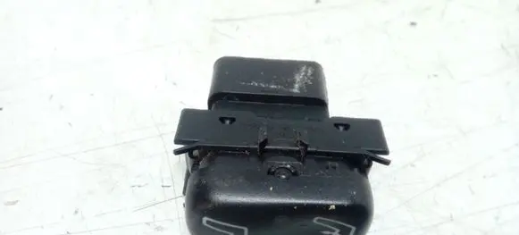 Mercedes-Benz ML W163 Seat heating switch 1638200210