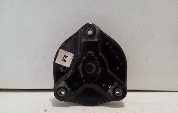 Mercedes-Benz Vito Viano W447 Front upper strut mount A6393230720