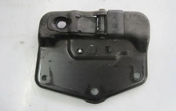 Mercedes-Benz E A207 Convertible roof lock/latch A2077700222