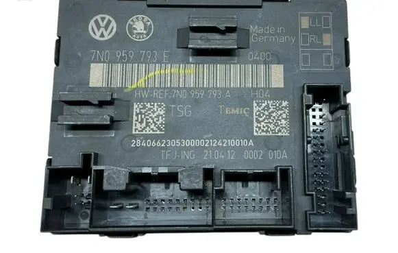 Seat Alhambra (Mk2) Door control unit/module 7N0959793E