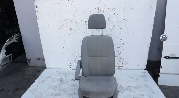 Volkswagen Crafter Front driver seat FOTELSTELARZKANAPA