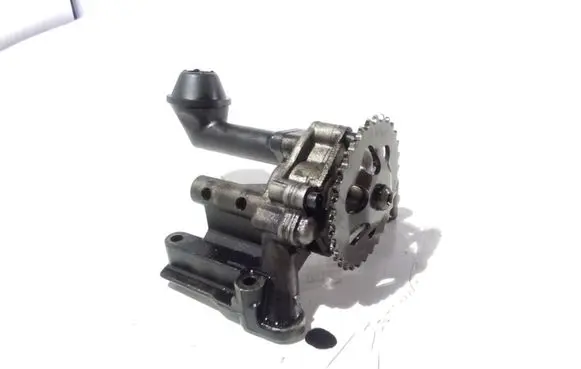 Volkswagen Sharan Oil pump 06A115121