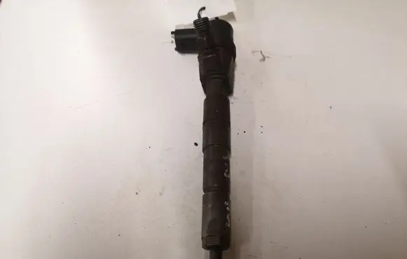 Opel Vectra C Fuel injector 0445110243