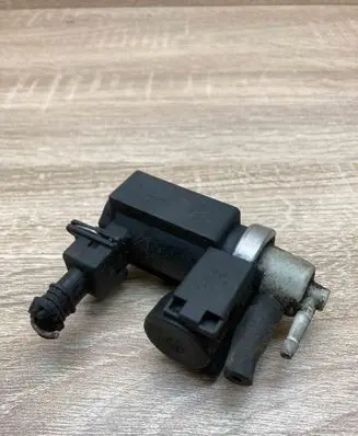 Renault Espace - Grand espace IV Turbo solenoid valve 8200270451
