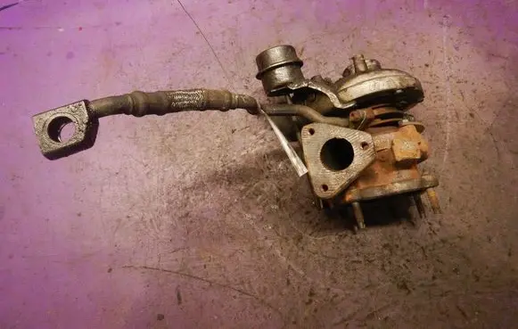 Audi A4 S4 B5 8D Turbo 028145702