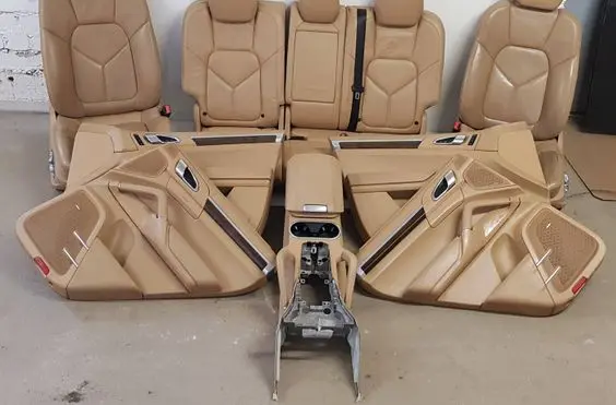 Porsche Cayenne (92A) Interior set 