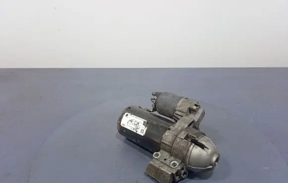 BMW X6 E71 Starter motor 8570382