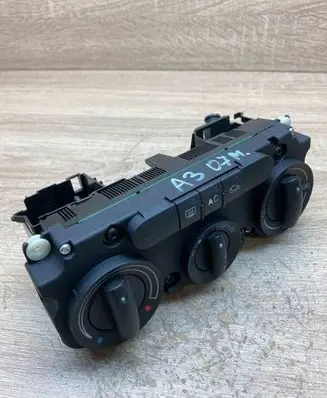 Audi A3 S3 8P Climate control unit 3C2820045A 5HB00932827
