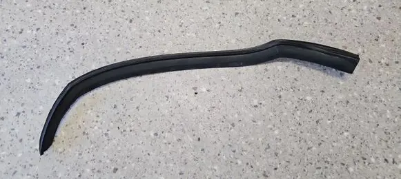 Mercedes-Benz SL R230 Rear door rubber seal (on body) A2306730198 2306730198