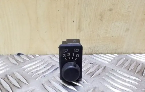 Ford Maverick Headlight level height control switch