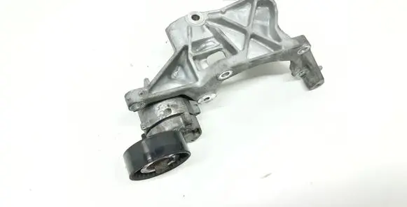 Subaru Outback (BS) Engine mounting bracket