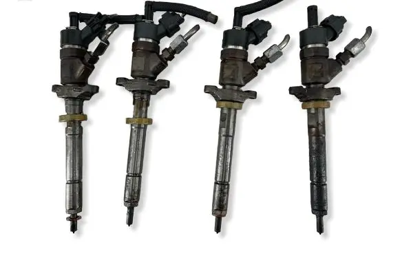 Ford Focus Fuel injectors set 0445110239