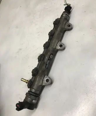 Nissan X-Trail T31 Fuel main line pipe