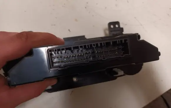 KIA Sportage Climate control unit 972503U100