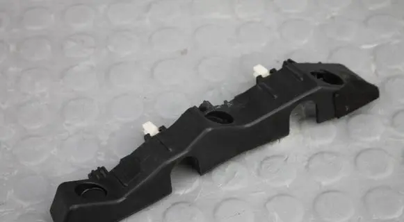 KIA Optima Front bumper mounting bracket SLIZG-86513-D4000 86513D4000 86513-D4000
