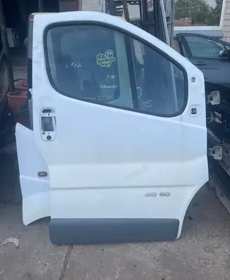 Opel Vivaro Front door