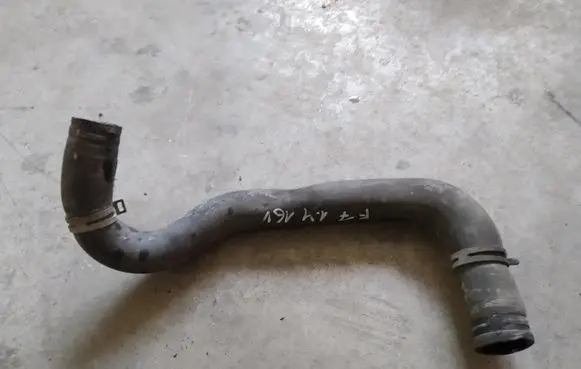 Ford Fiesta Engine coolant pipe/hose