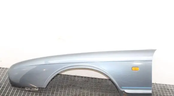 Jaguar XJ X40 Fender