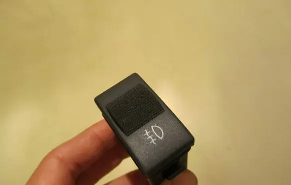 Fog light switch