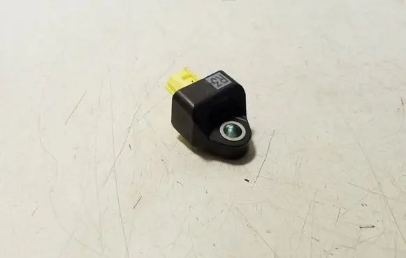 Toyota Yaris Cross Airbag deployment crash/impact sensor 898310D110