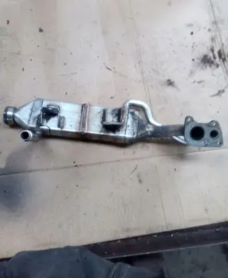 Mercedes-Benz S W221 EGR valve cooler 6421400175