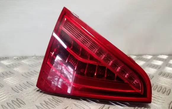 Audi A5 Sportback 8TA Tailgate rear/tail lights 8T0945093C