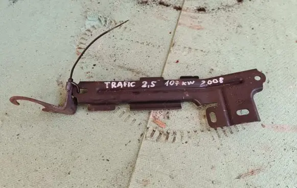 Renault Trafic II (X83) Radiator support slam panel bracket 566482