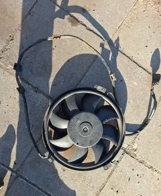 Audi A4 S4 B5 8D Air conditioning (A/C) fan (condenser) 8240317