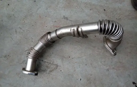 Hyundai Santa Fe EGR valve line/pipe/hose