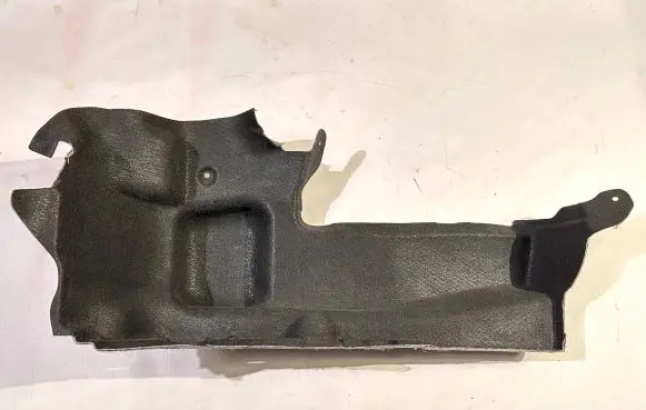 Chevrolet Camaro Trunk/boot trim cover 84290245