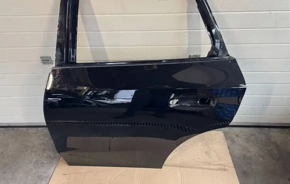 Mercedes-Benz GLC C254 Rear door 
