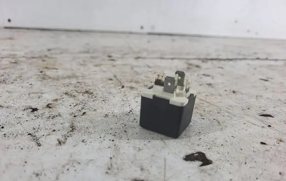 Peugeot 308 Other relay 180334