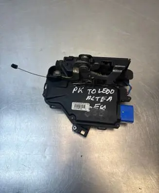 Seat Toledo III (5P) Front door lock 3D1837015 PA6630AGF CM2192000432
