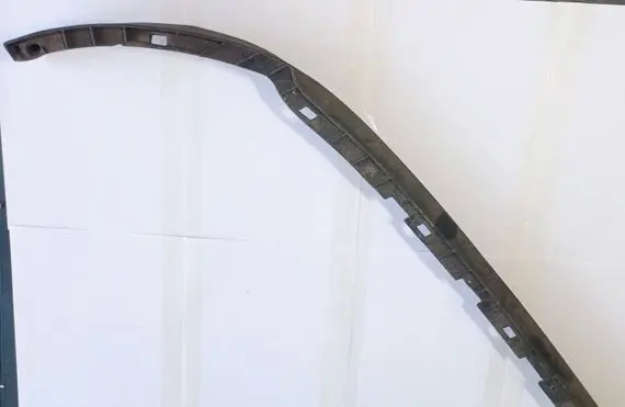 Opel Zafira B Front bumper lip 13247302