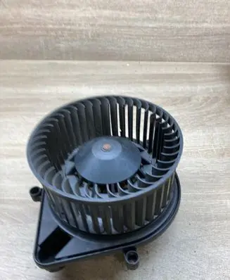 Audi A4 S4 B6 8E 8H Heater fan/blower 8E1820021B 663000U