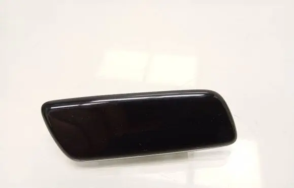 Headlight washer spray nozzle