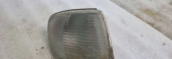 Audi A6 S6 C4 4A Front indicator light 145842