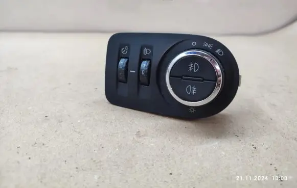 Opel Zafira C Light switch 13294819