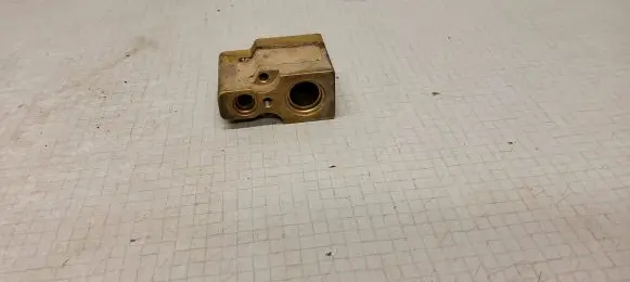 Saab 9-5 Air conditioning (A/C) expansion valve 964389X 521841 668348H