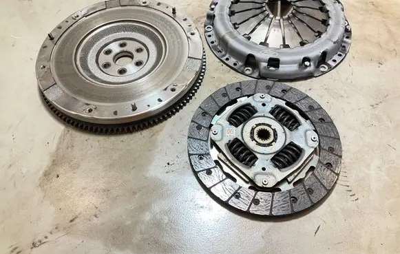 Ford Fiesta Clutch set kit H6BG7563AC