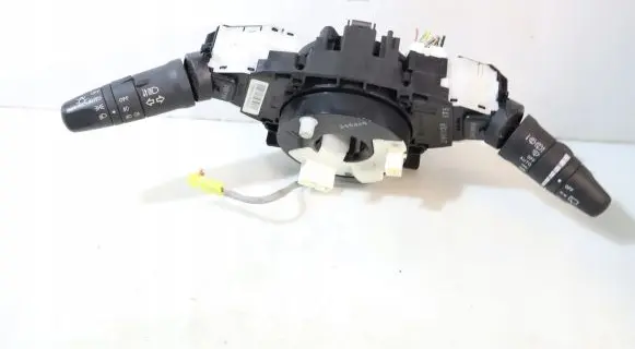 Nissan Note (E11) Light switch