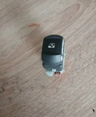 Renault Clio III Cruise control switch 2808202