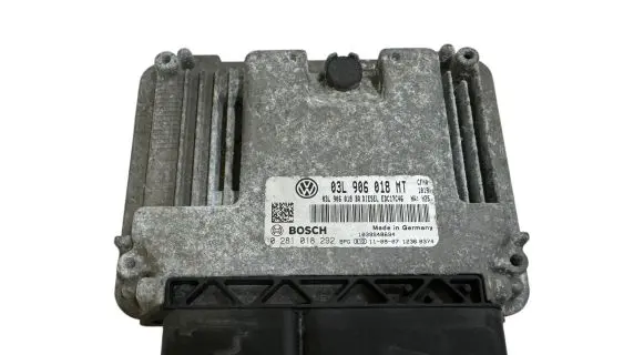 Skoda Octavia Mk2 (1Z) Engine control unit/module 03L906018MT 03L906018BR 0281018292