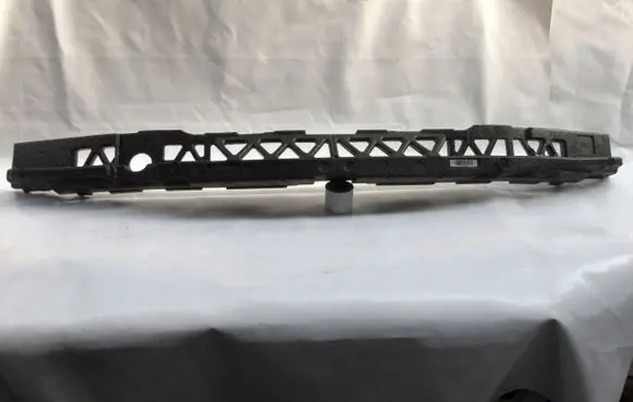 Front bumper foam support bar